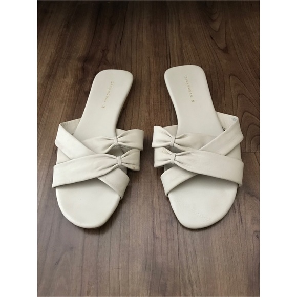 Zara- Cream Leather Flat Sandal - Picture 1 of 4